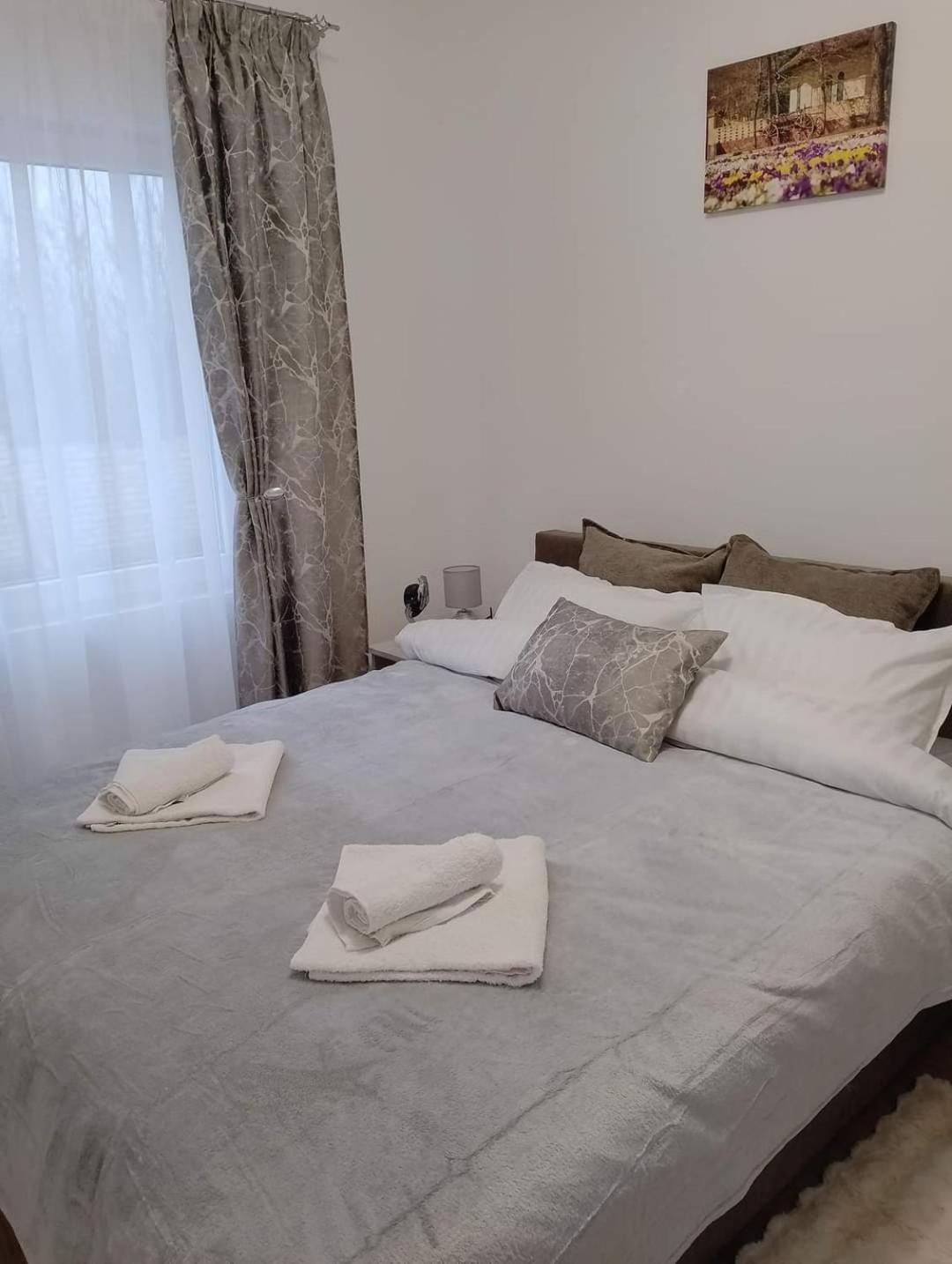 Apartman Dve Lipe Palić Eksteriør bilde